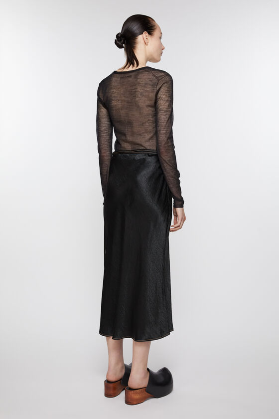 (image for) Functional Satin wrap skirt